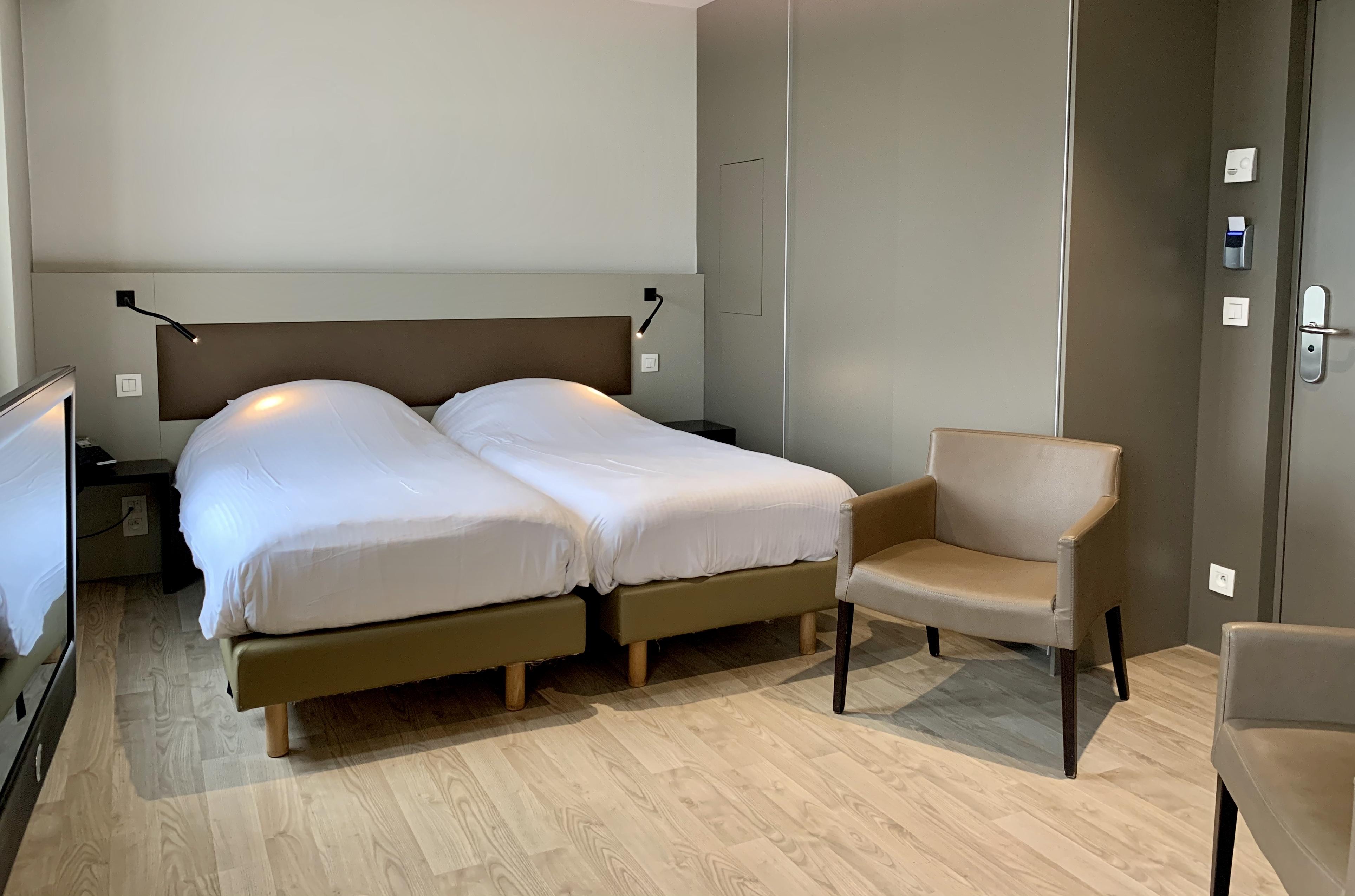 Castelnou Aparthotel Gent Kültér fotó