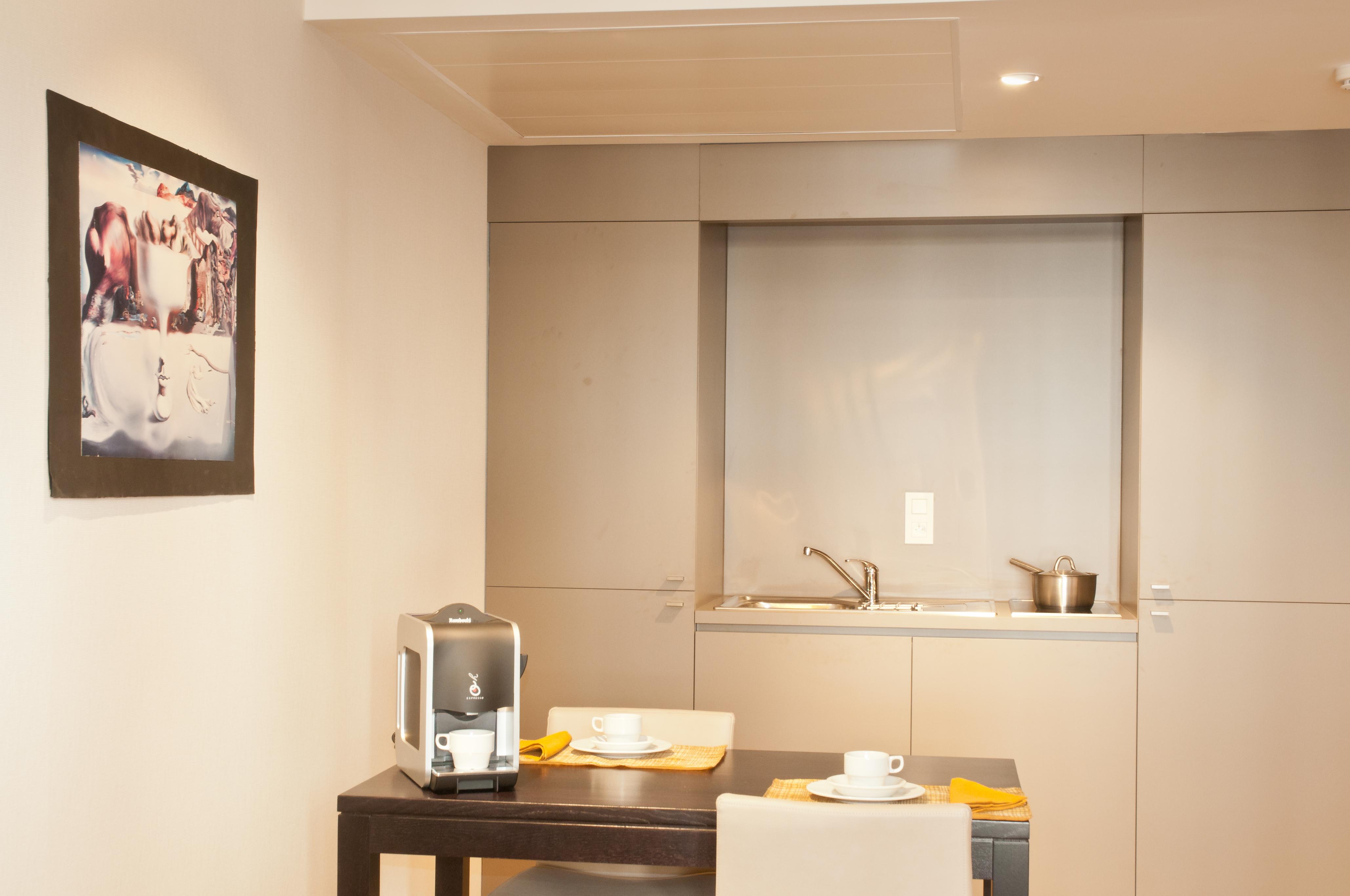 Castelnou Aparthotel Gent Kültér fotó