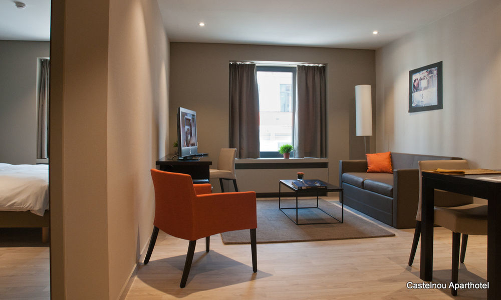 Castelnou Aparthotel Gent Szoba fotó