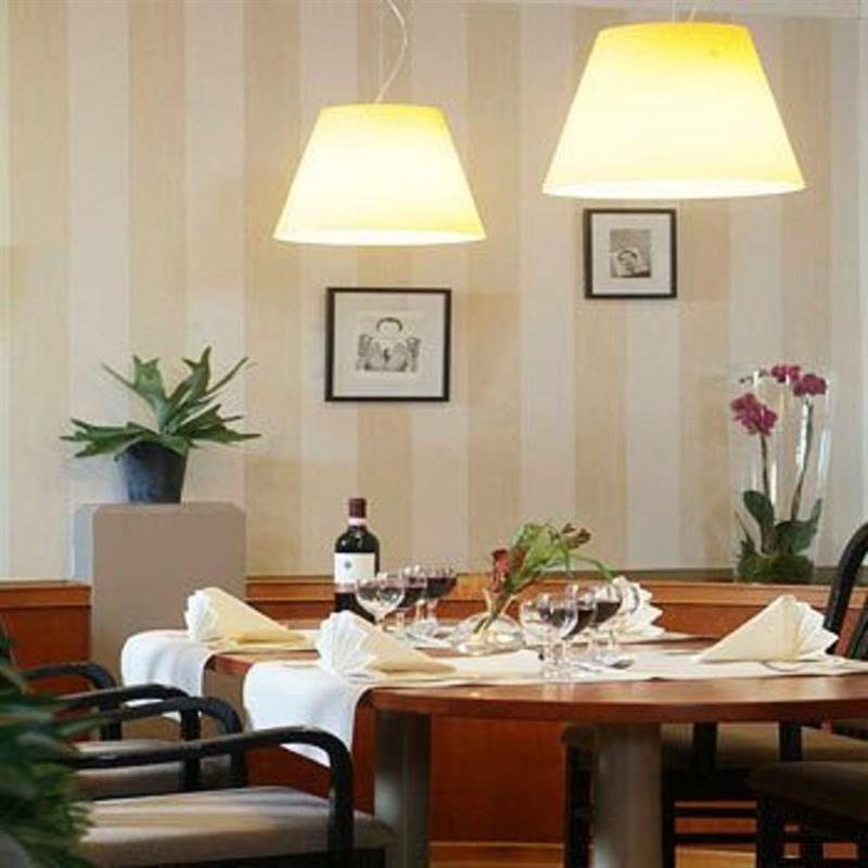 Castelnou Aparthotel Gent Kültér fotó